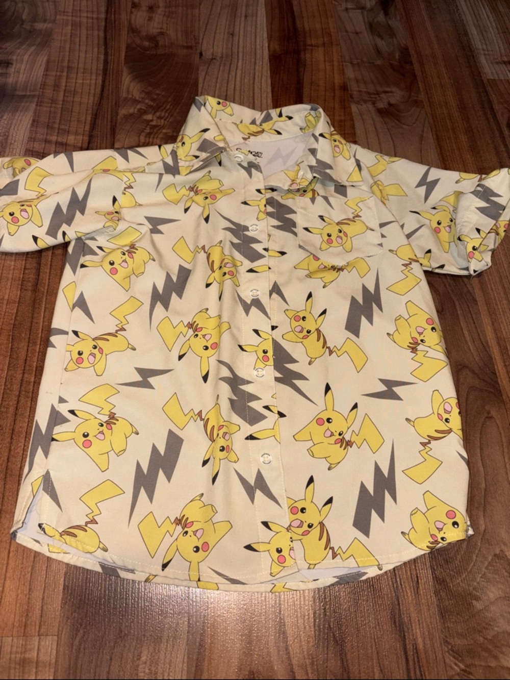 Pokémon boys size 6/7 Pikachu button up shirt